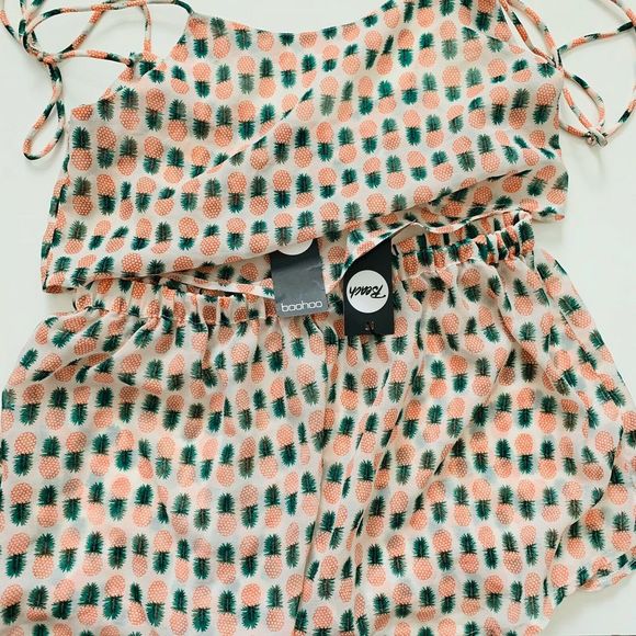 Boohoo Emily Pineapple Sheer Cami Short Beach Set - Picture 3 of 7